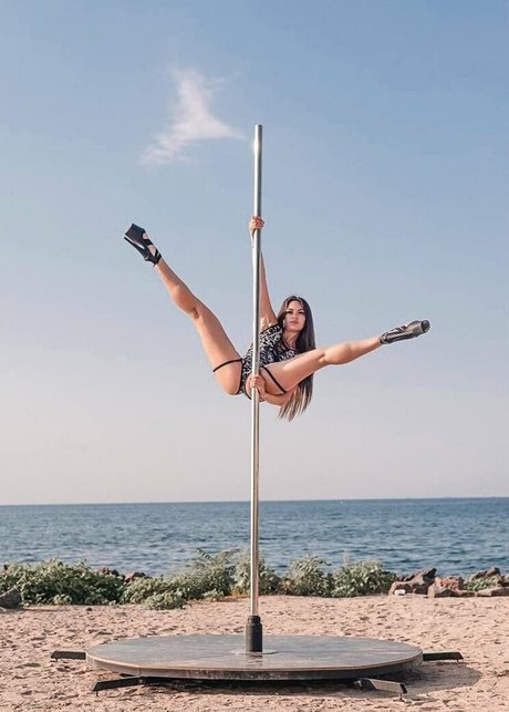 riesiger dildo nur fans hübsche schöne galerie