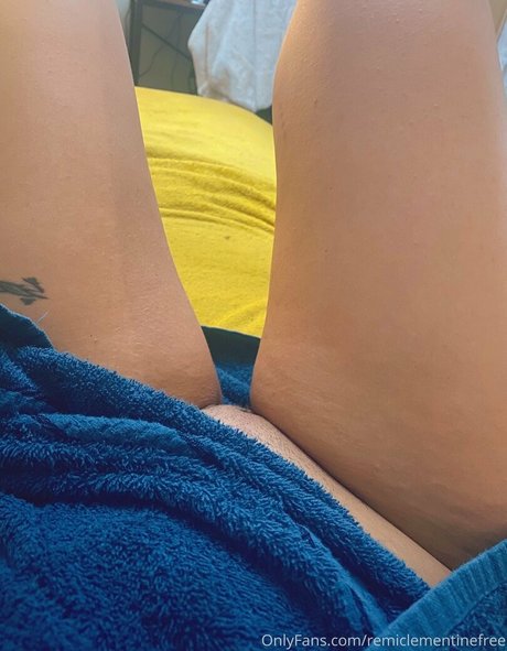 flugbegleiterin onlyfans erotische freie fotos