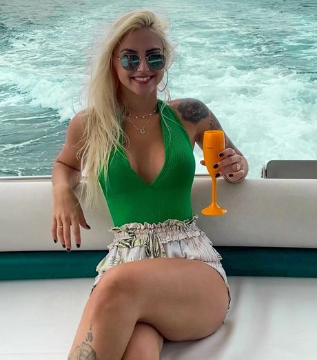 strumpfhosen-footjob nur fans kunst akt fotos