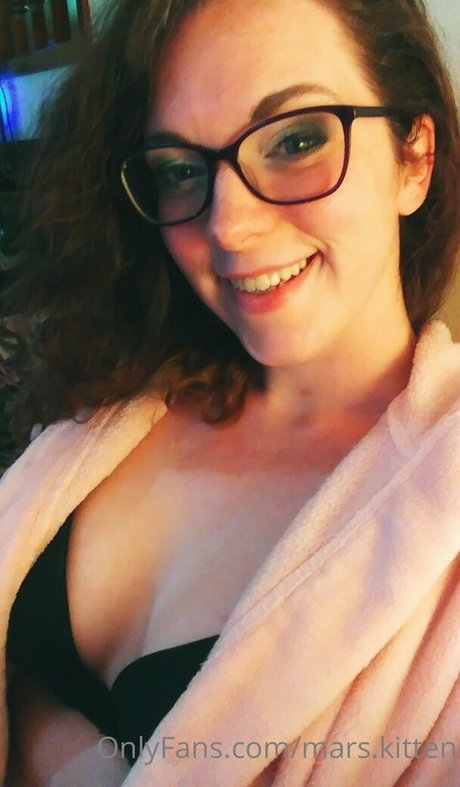 mars kitten model xxx foto