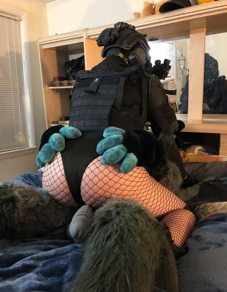 Indyee pornostar akt foto