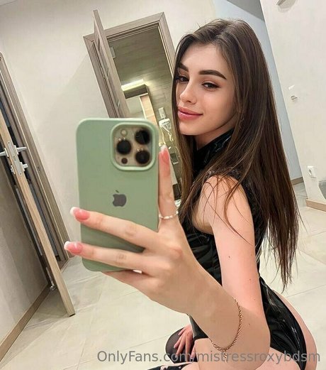 sportliche blonde onlyfans xxx fotos