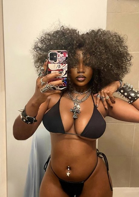 Animebaexox exklusive sexy foto