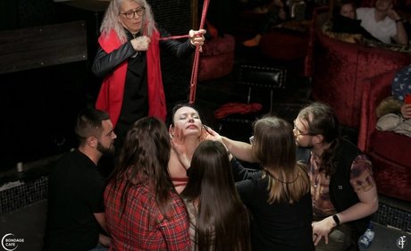 Karol Soulrope erwachsene freie foto