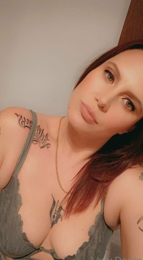 baddiefever nacktheit akt bilder