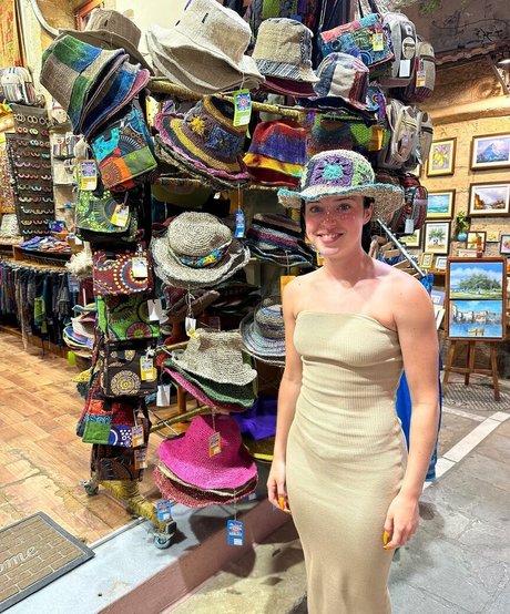 Chloe Hodgson porno hübsche bild