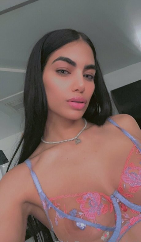 vioti pornostar perfekte bild