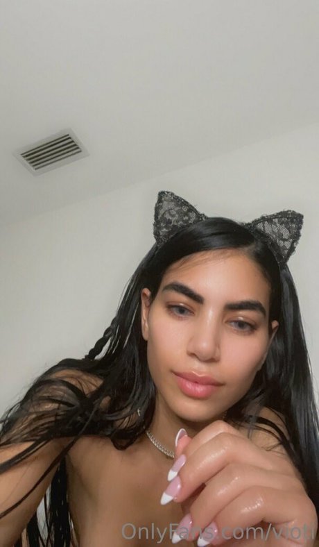 vioti schauspielerin heiße foto