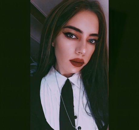 astarothluciferam freie nacktheit bild