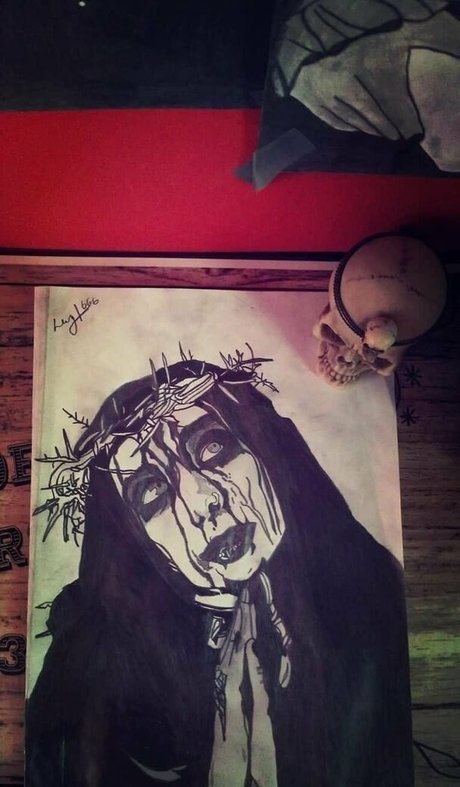 astarothluciferam nackt erwachsene bild