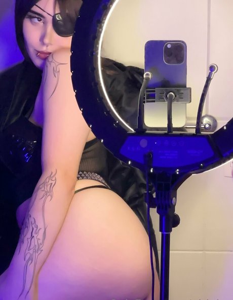 glrluiza top erotische bild