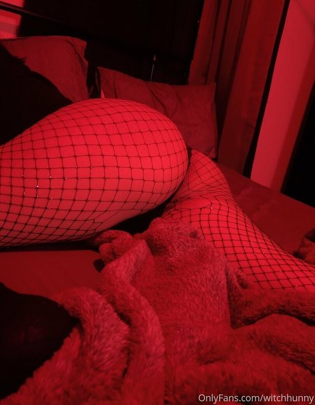 witchhunny perfekte pornostar foto