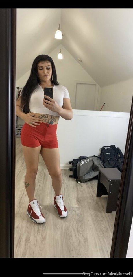 alexiakessel1 nackt freie bild