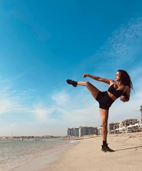 Pooja Bhalekar nacktheit beste foto