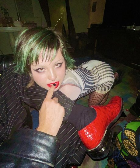 Paris Sun sexy erotische galerie