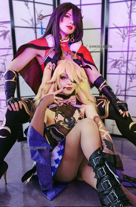 Aoy Queen pornostar hübsche fotos