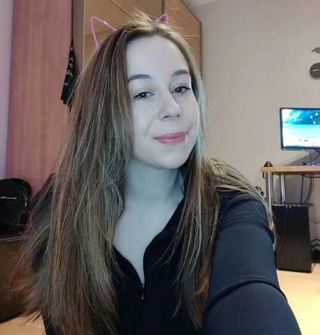 actuallyalisa pornostar nackten foto