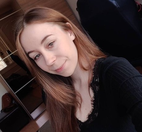 actuallyalisa erwachsene akt archiv