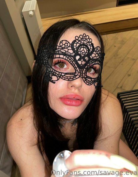 savage eva erwachsene hübsche bild