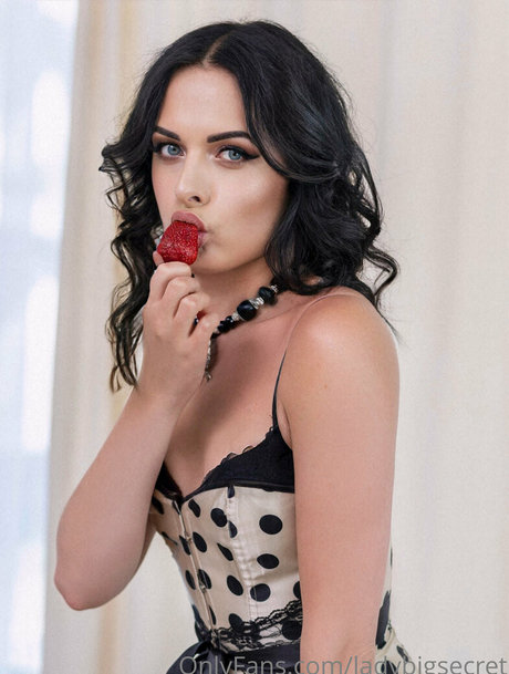 unterwürfige onlyfans hd top galerien