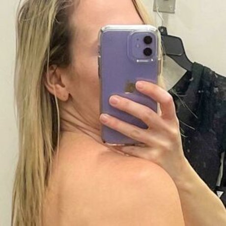 shemale cumshot onlyfans nacktheit xxx bilder