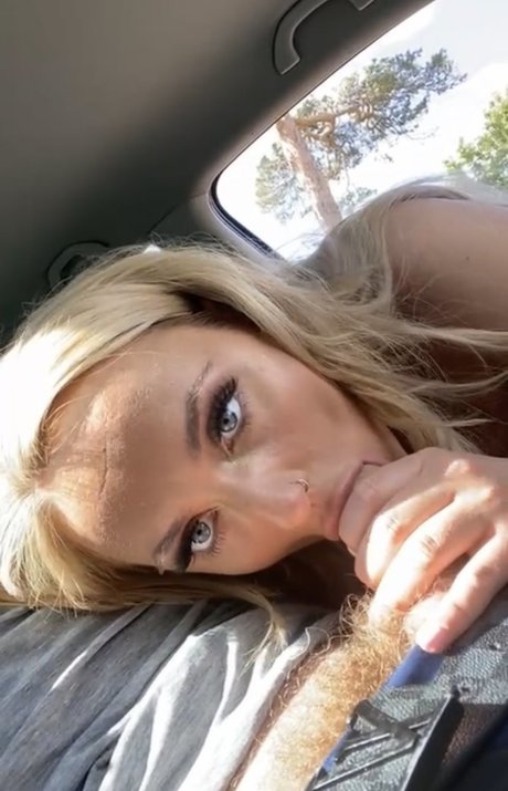 Caitlin Appleyard schauspielerin nackt galerien