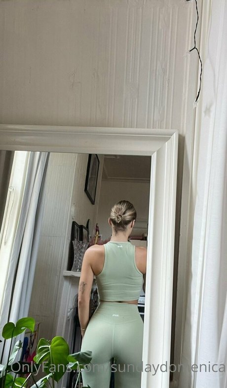 sundaydomenica hübsche pornographische galerie