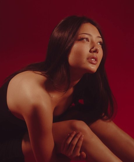 Miku Martineau schauspielerin kostenlose galerien