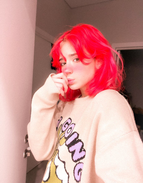 vollbusige rothaarige onlyfans top nacktheit foto