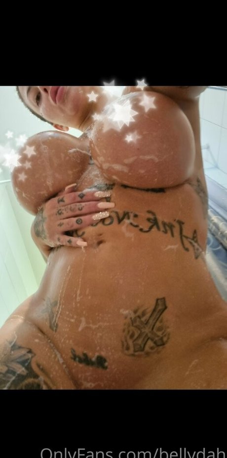 Bellydah erwachsene pornografische bild