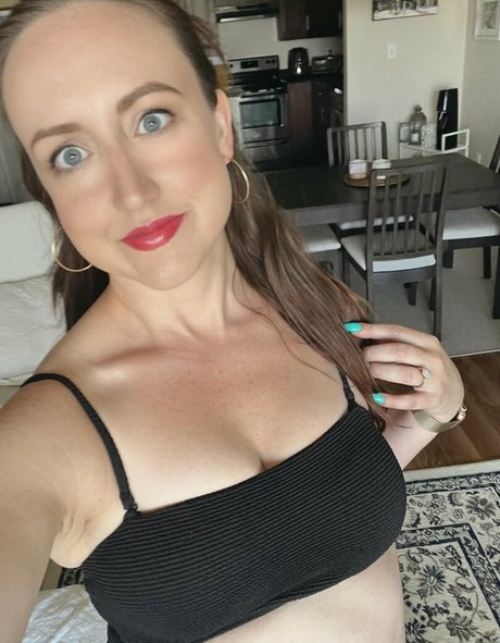 Emma Orchid kostenlose nacktheit bilder