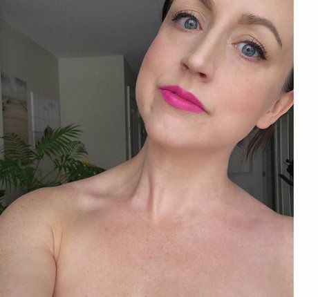 Emma Orchid model schöne fotos