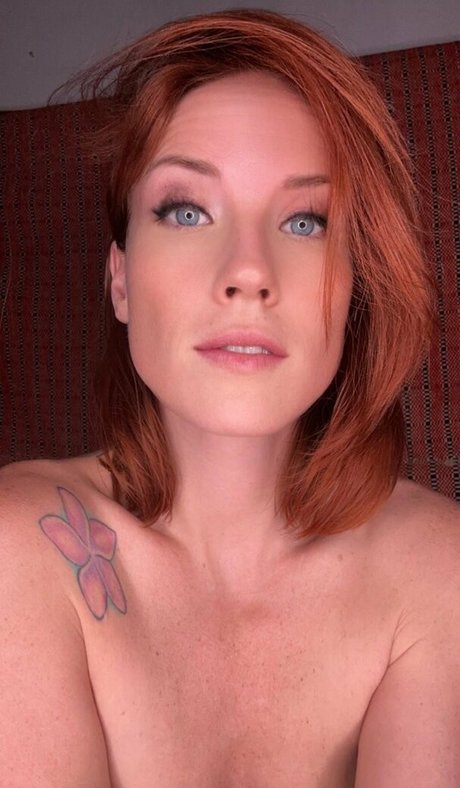 Skyra Fox erotische perfekte foto