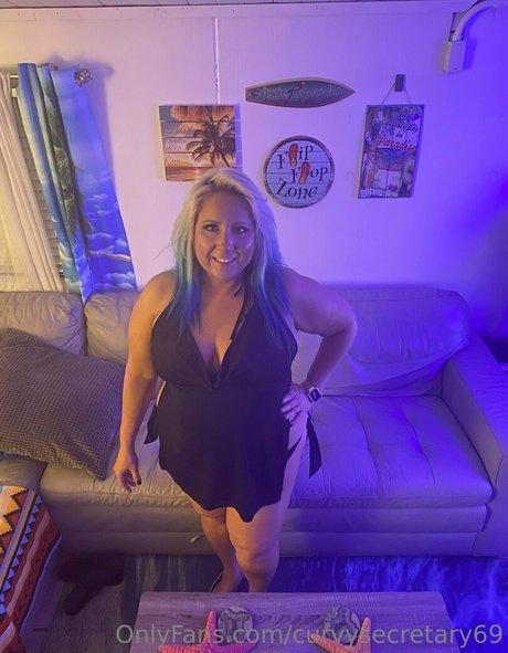 curvysecretary69 schauspielerin schöne galerien