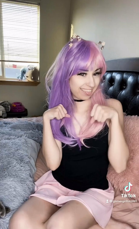 nicoleauclairfree sexy xxx archiv