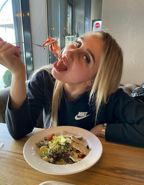 yourdarcy freie nackt foto