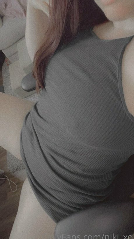 niki xo heiße top foto