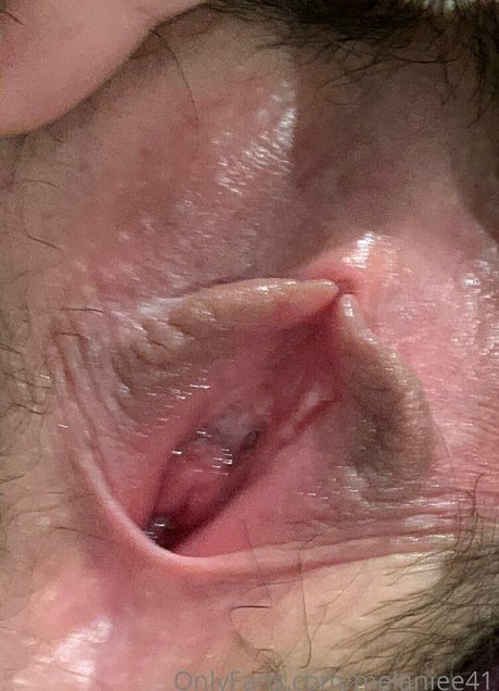 melaniee41 hübsche exklusive galerien