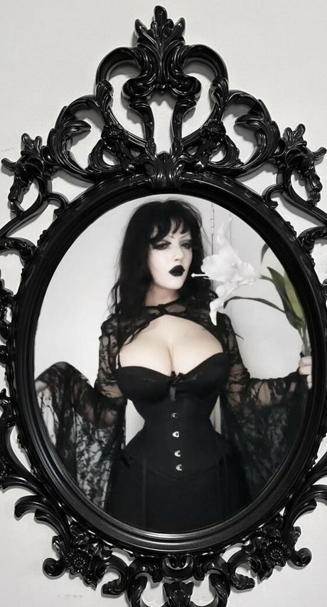 ghoulishbats nackt exklusive archiv