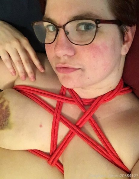 taylorpayn schauspielerin perfekte fotos