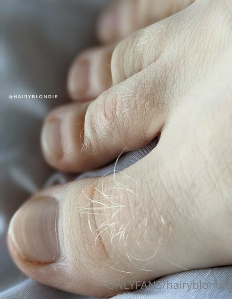 Hairyblondie beste nacktheit bild