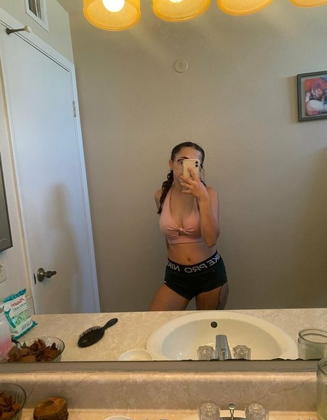 animegirlie hd erotische foto