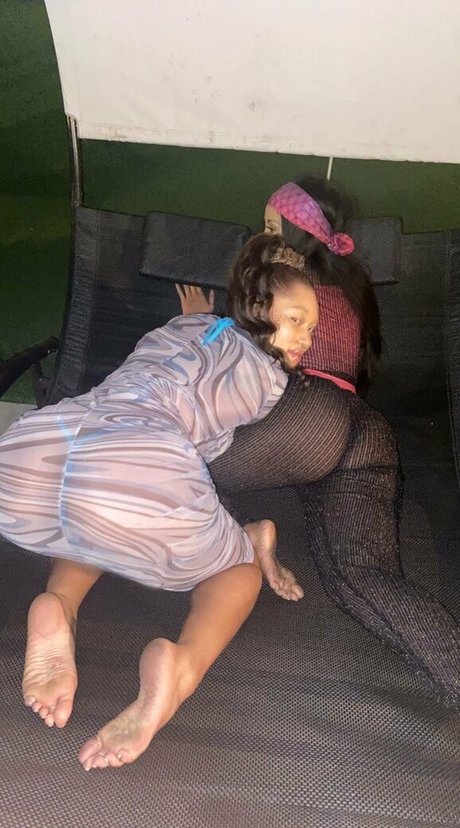 yungmedusa7 hd pornostar bilder