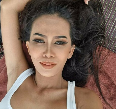 schlampe milf onlyfans nackt porno bilder