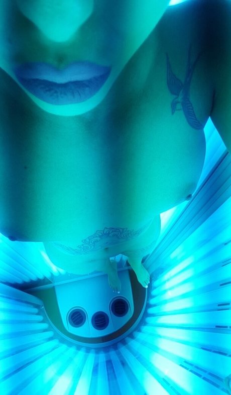 Hollie Stafford model sexy galerie