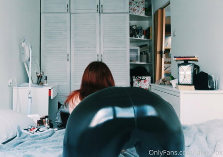 latex fox top xxx archiv