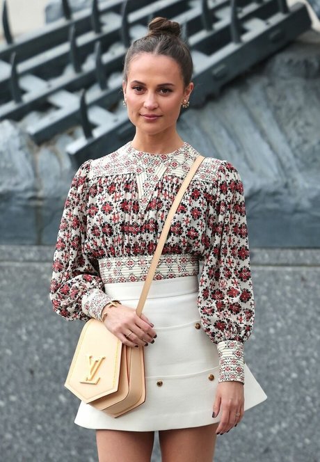 Alicia Vikander kunst porno fotos