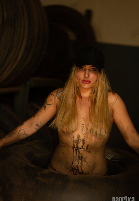 Victoria Foglia xxx nackt bild