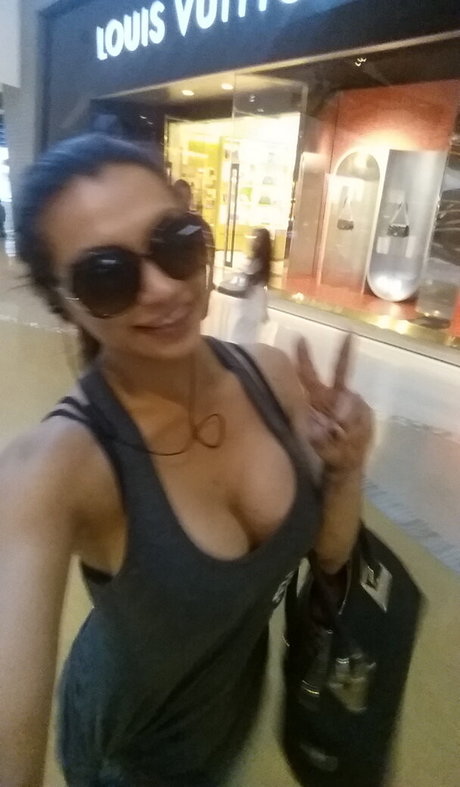 Jessy Dubai beste pornographische galerie