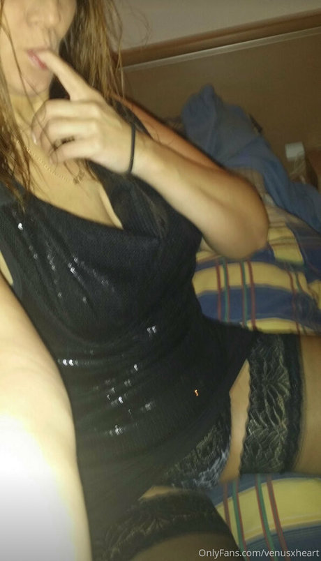 venusxheart nacktheit heiße foto